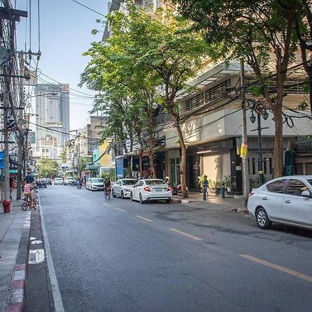 Ferienwohnung P4 Silom Large 2beds full kitchen WIFI 4-6pax Bangkok Exterior foto