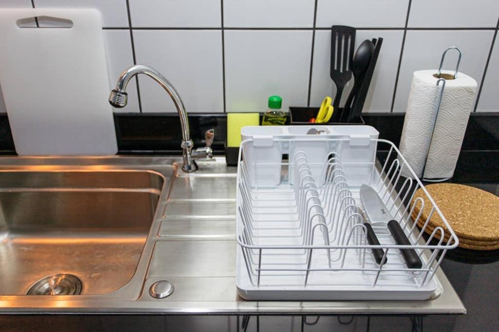 Ferienwohnung P4 Silom Large 2beds full kitchen WIFI 4-6pax Bangkok Exterior foto